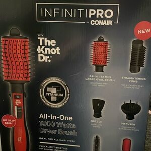 Infiniti Pro Conair dryer brush